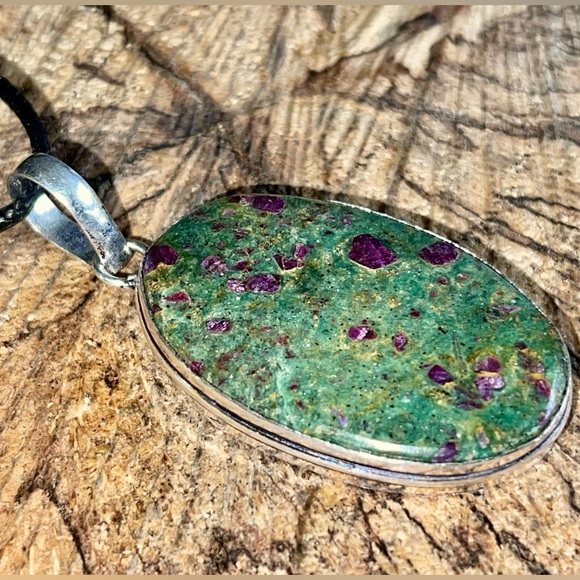 Emerald-Green Ruby Fuchsite Pendant 2 1/4” - Picture 3 of 9